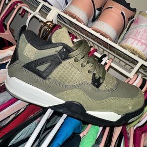 Jordan 4 Retro Olive Green